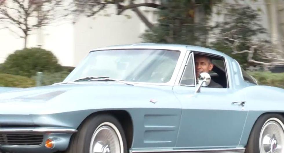 Barack Obama y Jerry Seinfeld en el Corvette (Foto: Twitter / Casa Blanca)