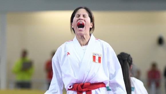 La karateka de 33 años obtuvo la sexta medalla de plata para Perú y la número 31 en estos Juegos Panamericanos Santiago 2023.
