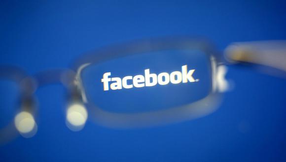Las noticias falsas se han vuelto un problema que Facebook aún no puede solucionar. (EFE)