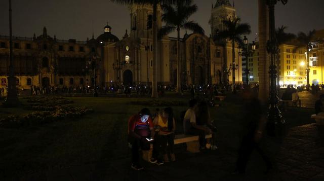 Lima y ciudades se ‘apagaron’ por La Hora del Planeta - 18
