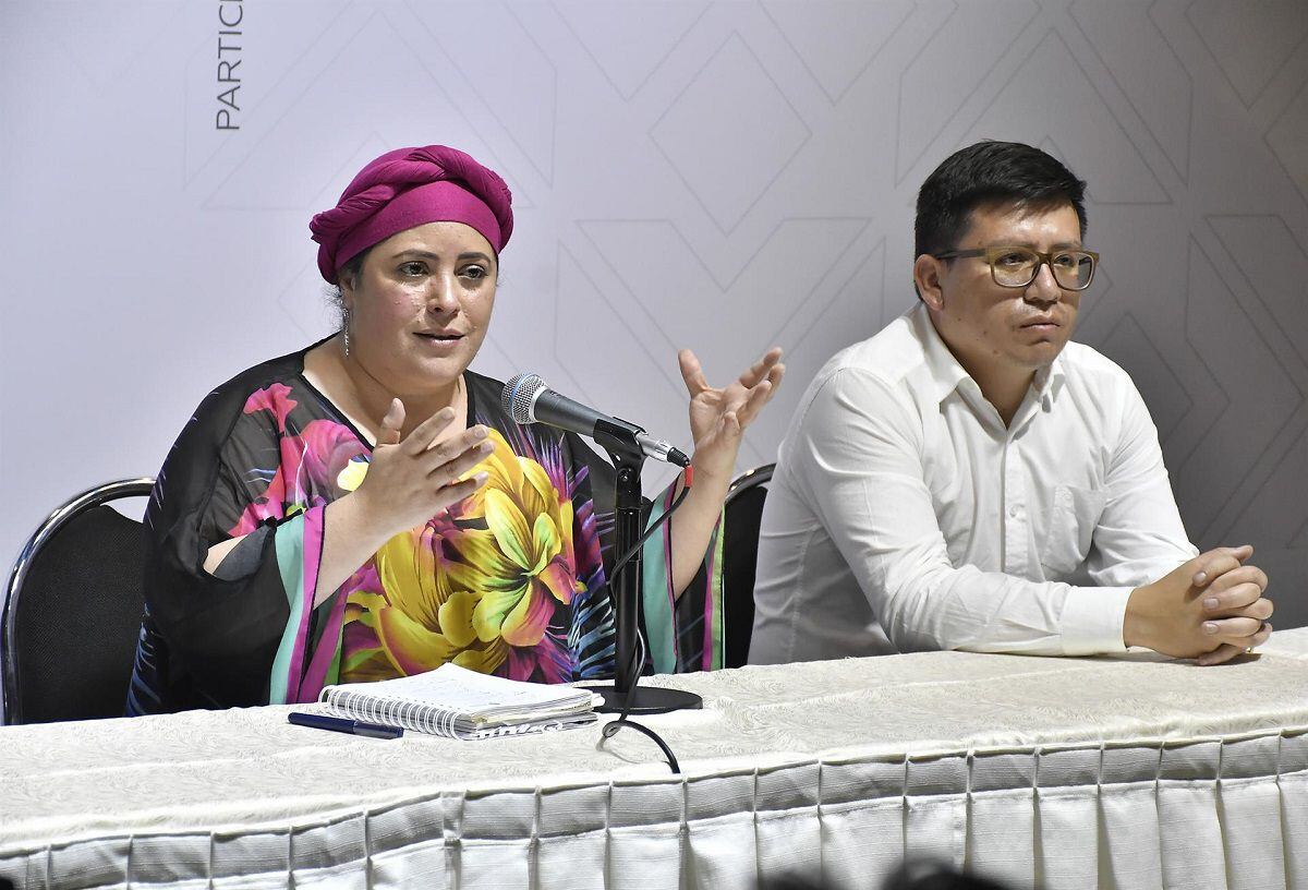 The Bolivian Minister of the Presidency, María Nela Prada, and the Minister of Development Planning, Sergio Cusicanqui, participate today in a press conference in Cochabamba, Bolivia, on October 28, 2022. (Photo by Jorge Ábrego / EFE)