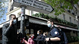 Francia: un muerto y un herido por tiroteo afuera de un hospital de la Cruz Roja en París