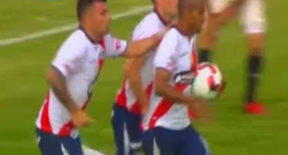 Damián Ísmodes y Maximiliano Velasco pusieron el heroico empate de Deportivo Municipal ante Universitario, en la disputa por el tercer lugar del Descentralizado. (Foto: Captura - Gol Perú)