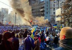 Ucrania: Al menos 18 muertos tras enfrentamientos cerca del Parlamento