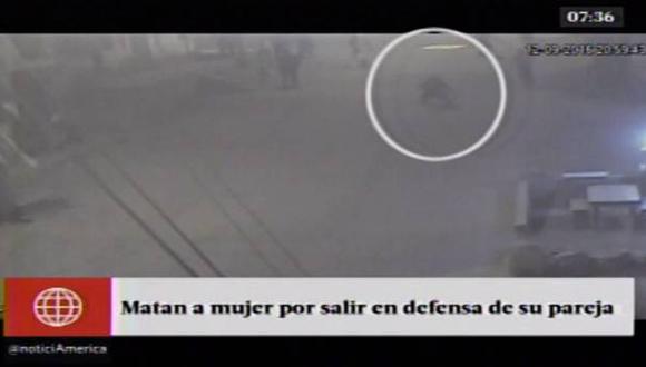 San Juan de Lurigancho: cámaras captaron asesinato de mujer
