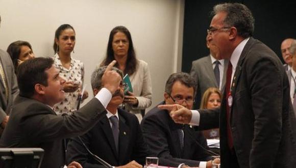 Brasil: congresistas pelearon a gritos por Petrobras [VIDEO]