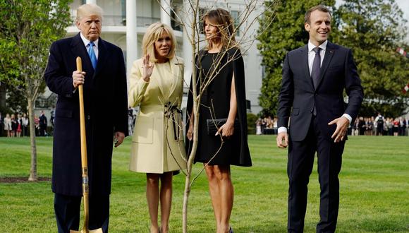 Por qué desapareció el árbol que Donald Trump y Emmanuel Macron plantaron en la Casa Blanca. (Reuters).