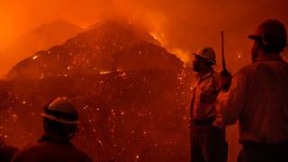 Los incendios en EE.UU. cobran a su primera víctima mortal