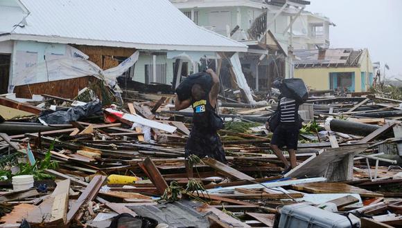 Aunque Dorian se desprendió por fin de las Bahamas -donde impactó durante el fin de semana con intensidad 5 (la máxima)-, la atención de los medios sigue centrada en la devastación y muerte que ha causado en ese archipiélago. Foto: Reuters