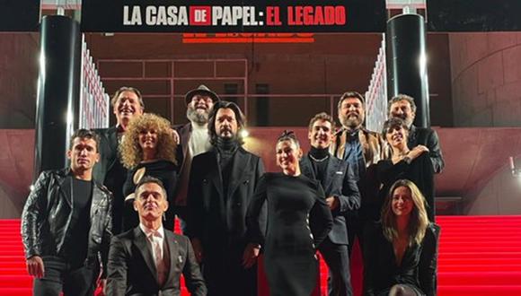 Elenco de "La casa de papel" en el evento de despedida de la serie. (Foto: Twitter)