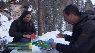 Roger Federer y el duelo de pimpón en los Alpes suizos [VIDEO]