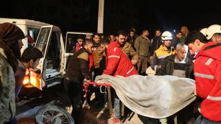 Explosión en la ciudad rebelde más grande de Siria deja 23 muertos [FOTOS]