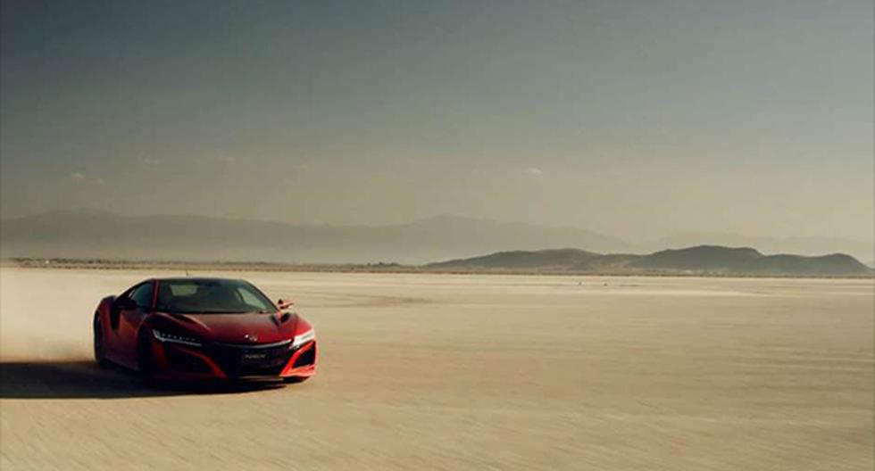 El nuevo Honda NSX reprodujo las Líneas de Nazca en el desierto de California. (Foto: Captura YouTube)