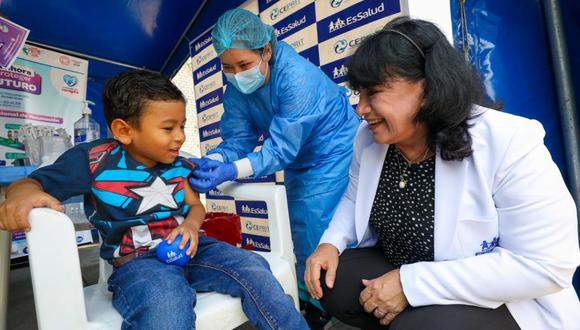 Se han realizado barridos de vacunación contra el sarampión y la polio a niños menores. Foto: Essalud