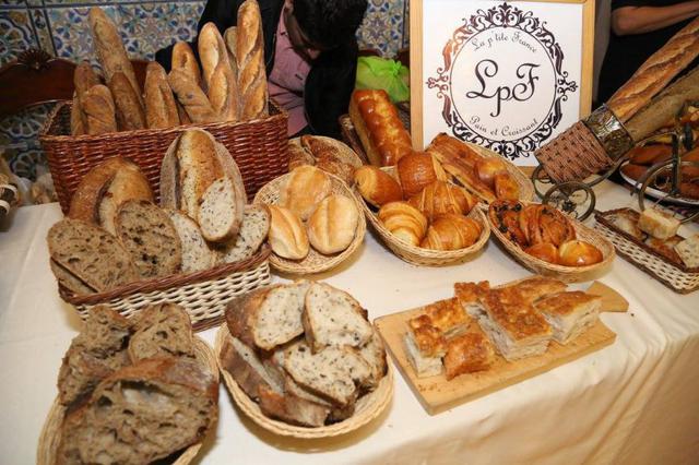 Encontrará croissant, pan integral, pan brioche, magdalenas, pan baguette, también mermeladas artesanales de fresas y almendras, higos y pecanas y maracuyá con mango y piña. Dirección: Jr. Gonzales Prada 599 (Foto: La P’tite France)