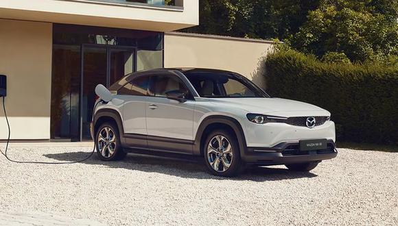 Mazda confirma que el MX-30 R-EV llegará en versión eléctrica e híbrida enchufable