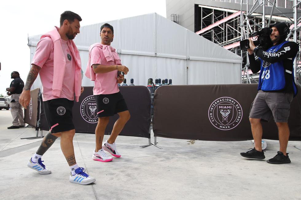 Arrival of players prior to the soccer match between Inter Miami CF and Orlando City SC, with the presence of Peruvian soccer players Pedro Gallese and Wilder Cartagena.  Photos: Leonardo Fernández / @photo.gec