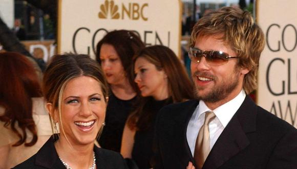 Brad Pitt y Jennifer Aniston en la edición 2002 de los Globos de Oro. (Foto: AFP)