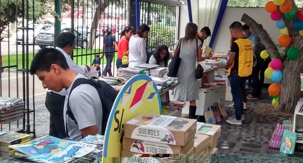 Venta de diversos libros será presentada al público desde este jueves con grandes descuentos. (Foto: Cortesía)