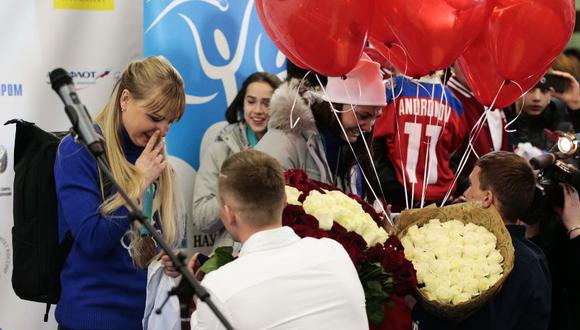 YouTube: Proponen matrimonio a dos atletas que regresaban de Olimpiadas. (Foto: Reuters)