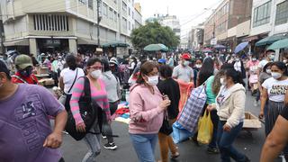 Mesa Redonda: comercio ambulatorio aumenta por campaña navideña 