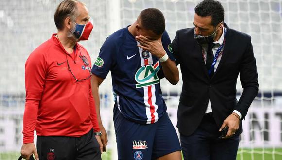 Kylian Mbappé sufrio un esguince y será baja por tres semanas. (Foto: AFP)