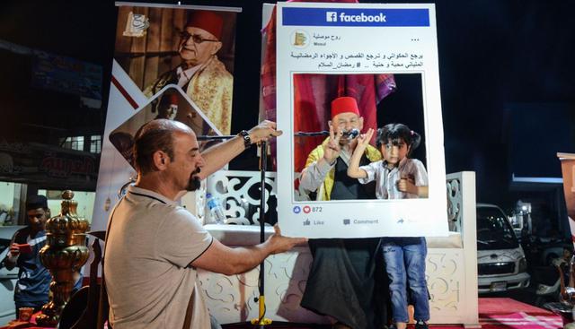 Los cuentos y juegos animan las noches sagradas del Ramadán en Irak. (Foto: AFP)