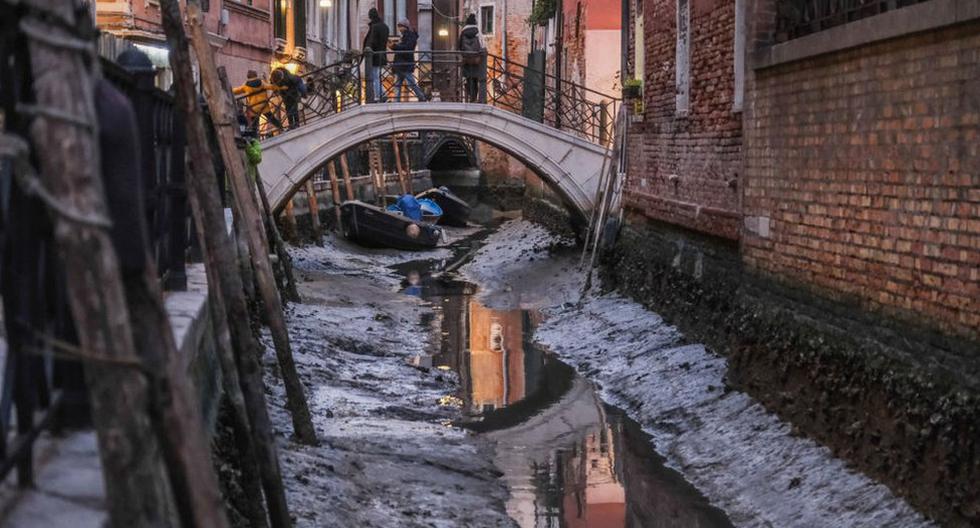 La inusual marea baja ha afectado muchos canales en Venecia. (GETTY IMAGES).
