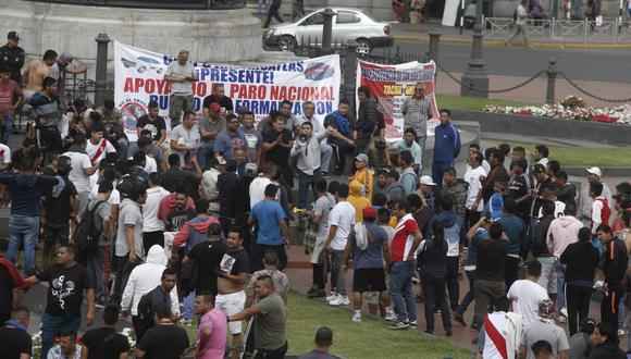 El Ministerio del Interior retiró la autorización para la movilización del lunes 25 debido a que no respetaron los acuerdos establecidos. (Foto: El Comercio)