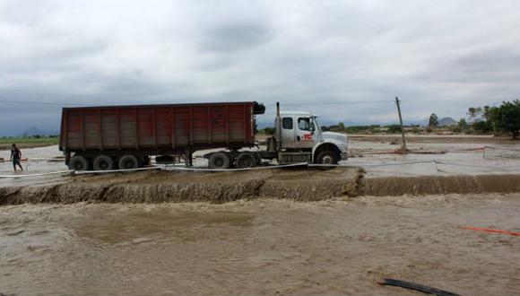 Lambayeque: río arrasó un tramo de la Panamericana Norte