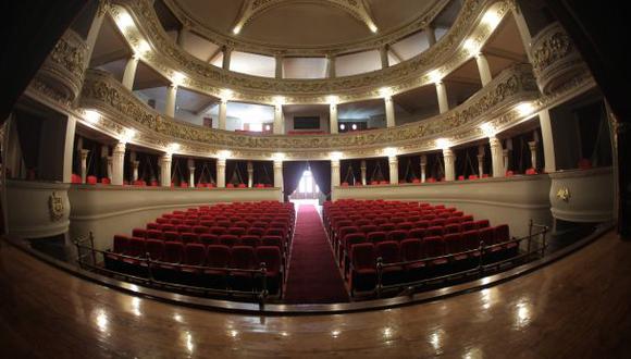 El Comercio entregó Teatro Municipal de Trujillo remodelado