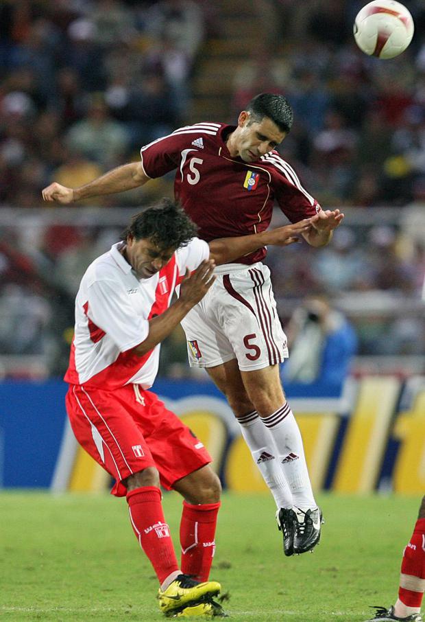 Miguel Mea Vitali enfrento a Perú en varias ocasiones por Eliminatorias | (Photo by JAIME RAZURI / AFP)