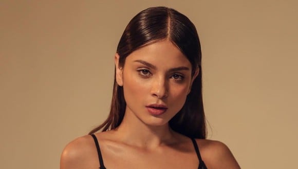 La actriz venezolana de 25 años se integró a la serie "Oscuro deseo" de Netflix. (Foto: Ariana Saavedra / Instagram).