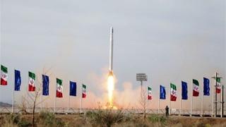 ¿Cómo es el primer satélite militar lanzado por Irán en medio del bloqueo y la pandemia del coronavirus?