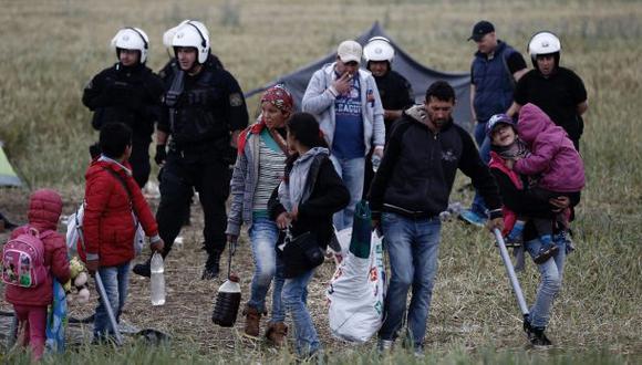 Grecia evacúa a 2.024 refugiados del campamento de Idomeni