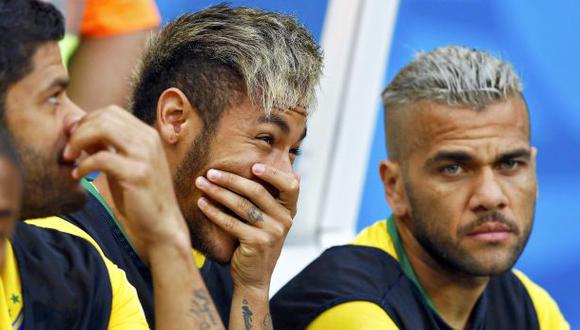 Dunga cargó contra Neymar y Alves por sus peinados y gorritas