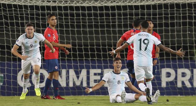 Argentina vs. Chile: las mejores postales del triunfo ‘Albiceleste’ y la desazón de la ‘Rojita’ por el Preolímpico Sub 23 Colombia 2020. (Foto: AFP)