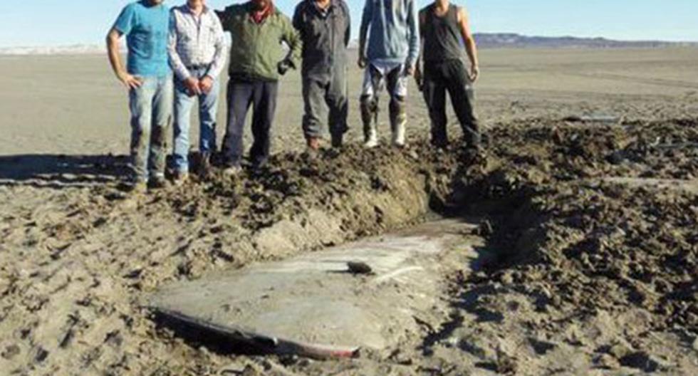 Encuentran un avión perdido en 1964 tras secarse un lago del sur de Argentina. (Foto: Twitter|@DaniMBB)