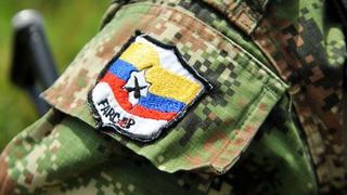 Colombia no indultará a más presos de FARC hasta firmar la paz