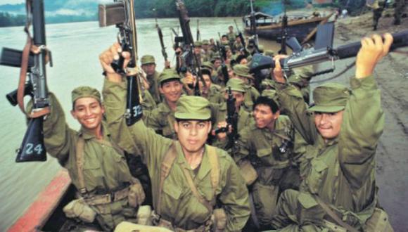 En 1995, el Perú enfrentaba a un enemigo interno, Sendero Luminoso. Cientos de soldados que combatían el terrorismo en el Alto  Huallaga fueron enviados a defender la frontera norte, en el Cenepa. (Foto: Enrique Cúneo/El Comercio)