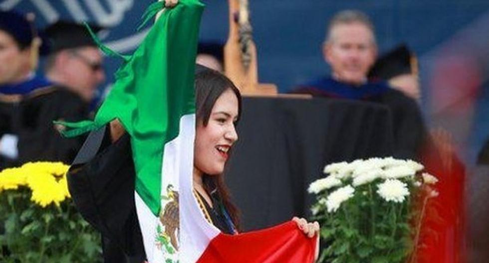 La joven inmigrante no imaginó que ondear una bandera mexicana le traería tantos problemas. (Foto: laopinion.com)