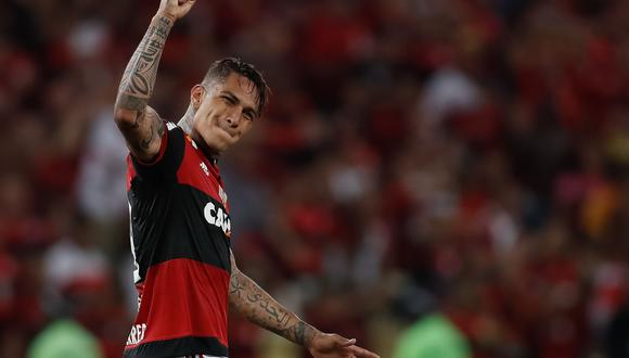La sociedad peruana de Flamengo conformada entre Miguel Trauco y Paolo Guerrero funcionó a la perfección. Este último anotó su primer gol con Reinaldo Rueda en el banquillo. (Foto: Reuters)