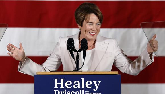 La gobernadora electa de Massachusetts, Maura Healey, habla tars su triunfo en las elecciones el martes 8 de noviembre de 2022. (Foto AP/Michael Dwyer).