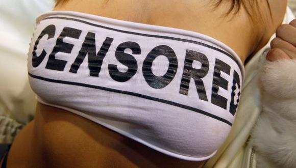 Facebook: diario español mostró senos en foto y fue censurado