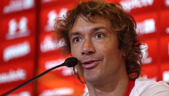 La molestia de Diego Lugano luego de las polémicas arbitrales de las Eliminatorias. (Foto: EFE)