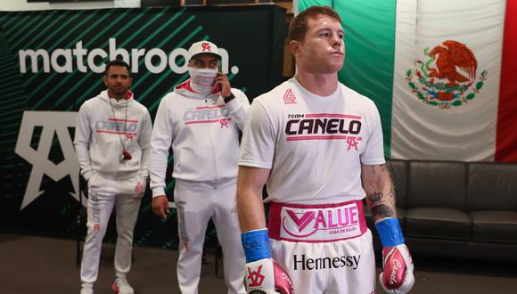 Canelo Álvarez venció a Yildirim en cuatro rounds | VIDEO