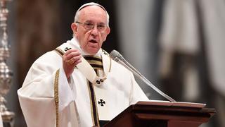 El papa pide al mundo que "detenga a los señores de la guerra"