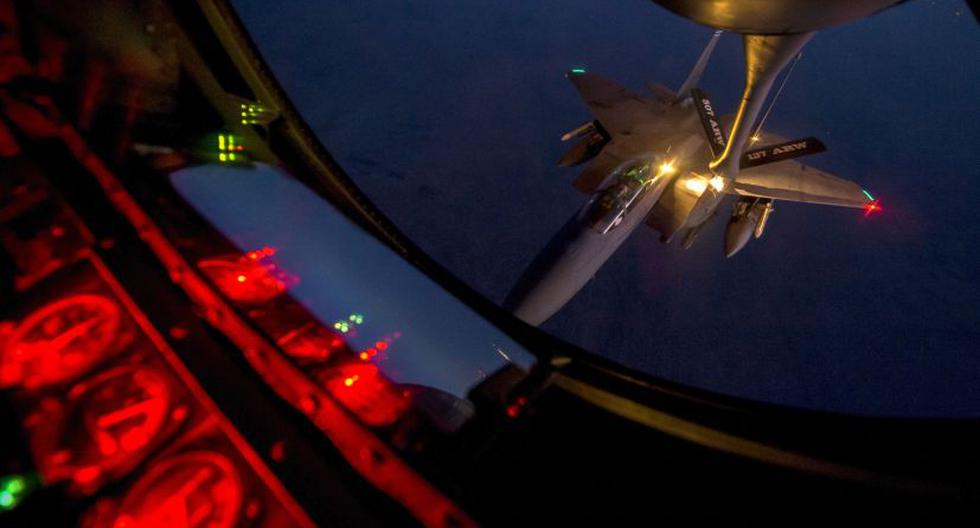  Un F-15E en misión contra ISIS. (Foto: USAF / Flickr)