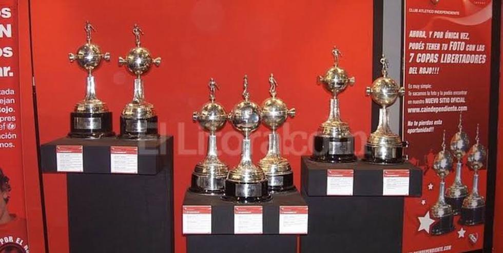 Independiente de Avellaneda: El 'Rey de Copas' ganó 7 veces el título. El 'Rojo' se llevó las ediciones de 1964, 1965, 1972, 1973, 1974, 1975 y 1984, cuando fue su última presencia en la gran final.