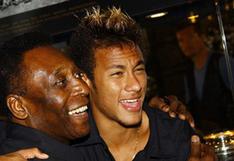 Neymar visitó a Pelé en clínica parisina y compartió el momento en redes sociales